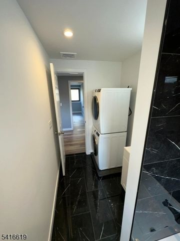 80 Koster St, Wallington Boro, NJ 07057