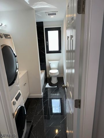 80 Koster St, Wallington Boro, NJ 07057