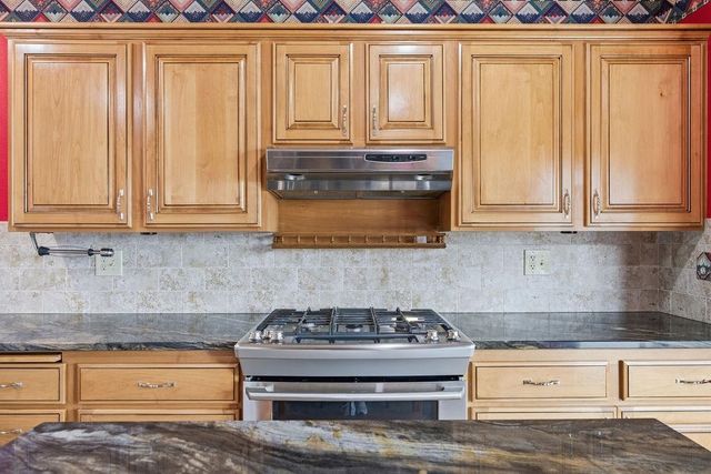 8722 E Boardwalk Ln, Spokane, WA 99212