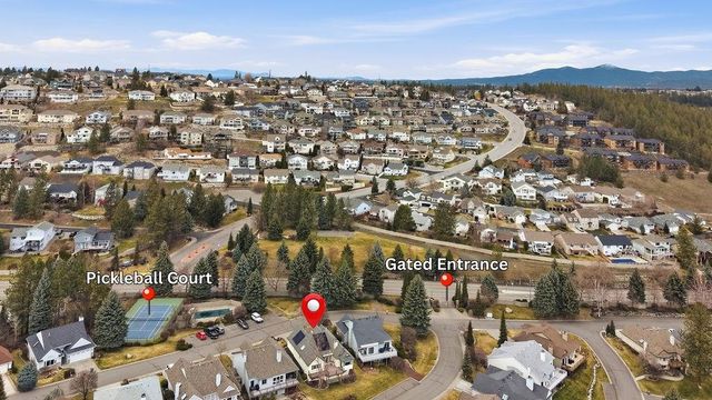 8722 E Boardwalk Ln, Spokane, WA 99212