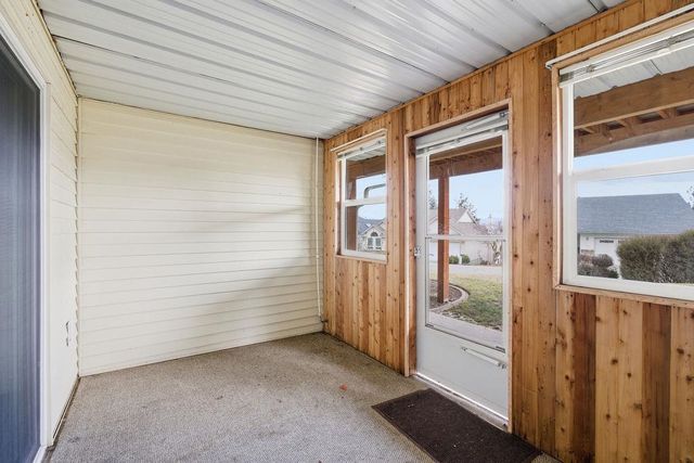 8722 E Boardwalk Ln, Spokane, WA 99212