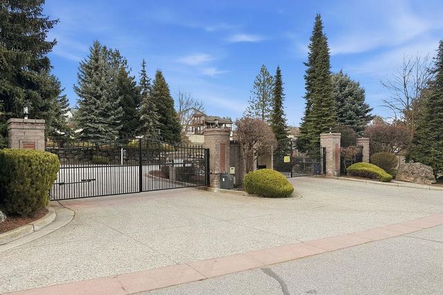 8722 E Boardwalk Ln, Spokane, WA 99212