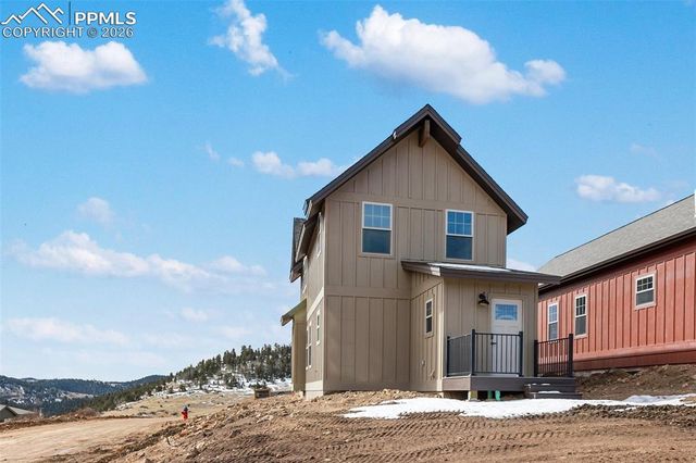 201 W Womack Avenue, Cripple Creek, CO 80813