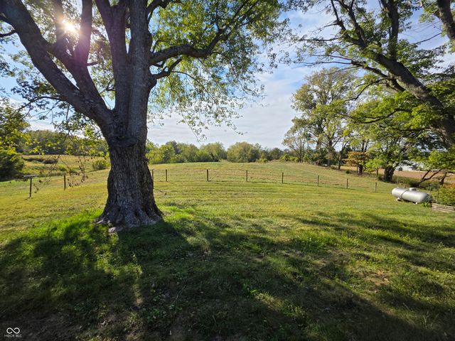 7422 S 575 W, Morgantown, IN 46160