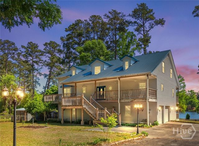 725 Blue Gill Road, Ellabell, GA 31308