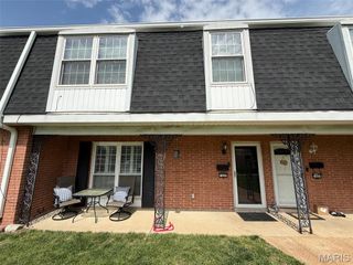 1662 Herault Place, Unincorporated, MO 63125