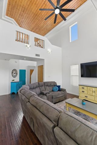 10040 Vista Cantera Lane NW, Albuquerque, NM 87114