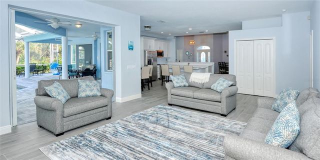 9402 GLEN ABBEY LANE, Sarasota, FL 34238