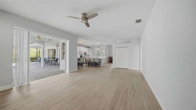 9402 GLEN ABBEY LANE, Sarasota, FL 34238