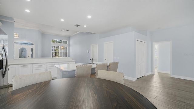 9402 GLEN ABBEY LANE, Sarasota, FL 34238