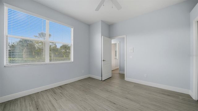 9402 GLEN ABBEY LANE, Sarasota, FL 34238