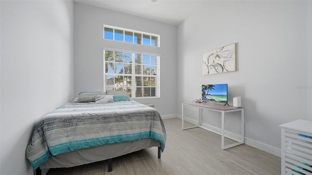 9402 GLEN ABBEY LANE, Sarasota, FL 34238