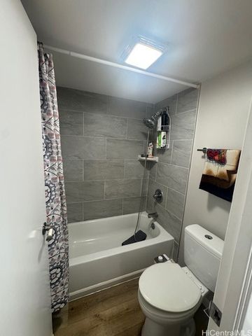 98-500 Koauka Loop 12J, Aiea, HI 96701