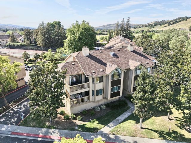 2272 Brega Court, Morgan Hill, CA 95037