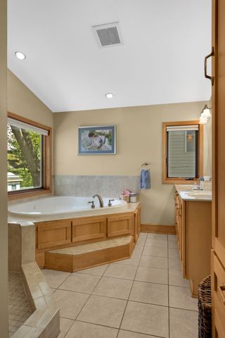 2183 Radatz Avenue, Maplewood, MN 55109