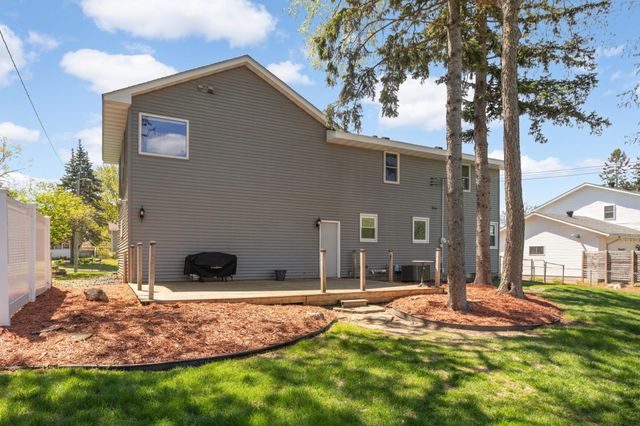 2183 Radatz Avenue, Maplewood, MN 55109