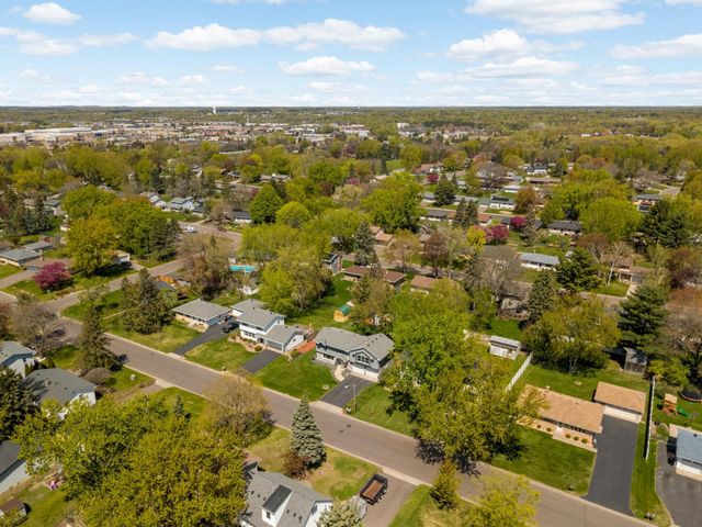 2183 Radatz Avenue, Maplewood, MN 55109