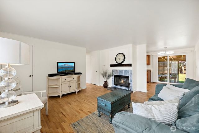 6401 Okanogan Avenue SW, Lakewood, WA 98499