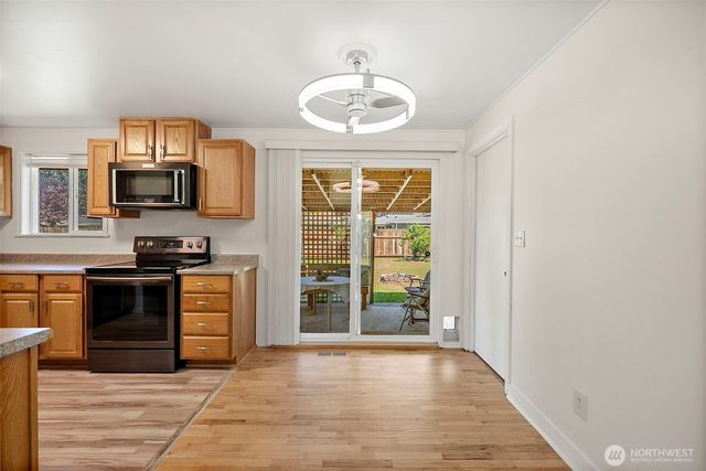6401 Okanogan Avenue SW, Lakewood, WA 98499