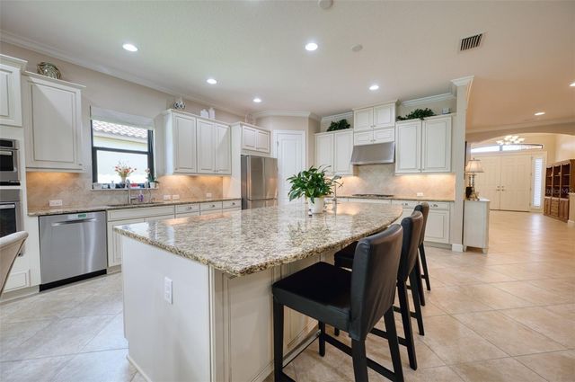 10107 WICKER PARK PLACE, Palmetto, FL 34221