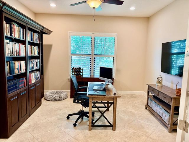 10107 WICKER PARK PLACE, Palmetto, FL 34221