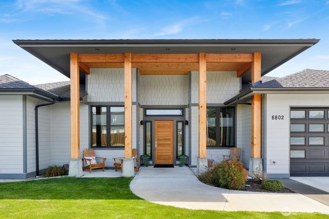 8802 Line Road, Lynden, WA 98264