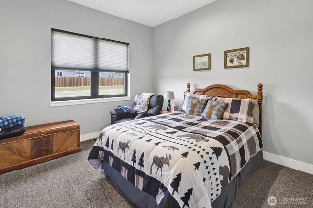 8802 Line Road, Lynden, WA 98264