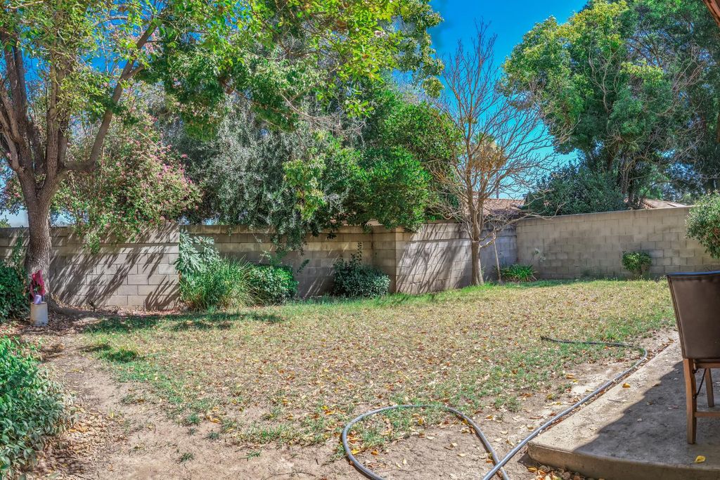 Image 23 of property listing at 88 Rosewood Circle, Madera, CA 93637