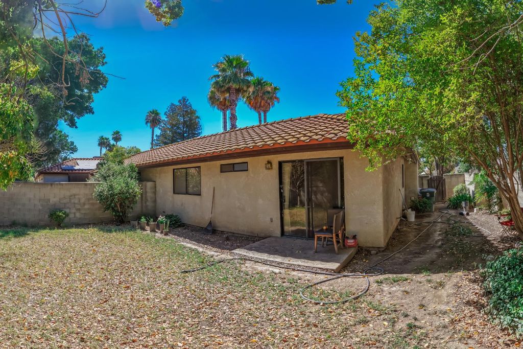 Image 25 of property listing at 88 Rosewood Circle, Madera, CA 93637