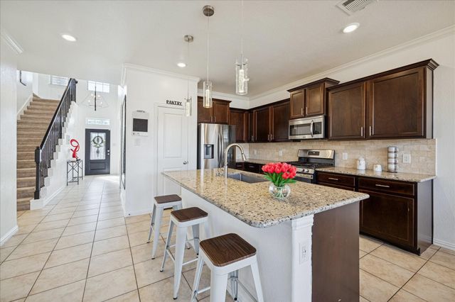 2933 Fox Ledge Court, Conroe, TX 77301