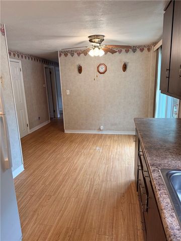 20 CRYSTAL Drive, Warwick, RI 02889