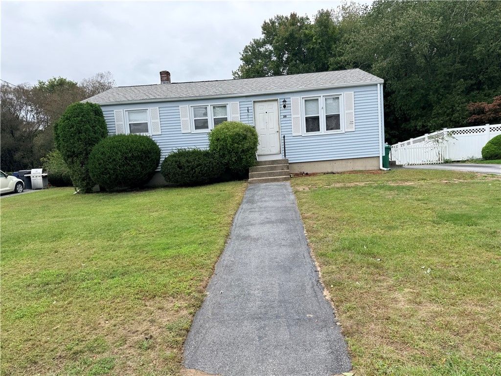 20 CRYSTAL Drive, Warwick, RI 02889