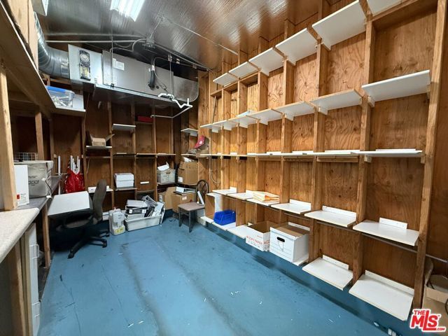 7304 Canby Avenue, Reseda (los Angeles), CA 91335