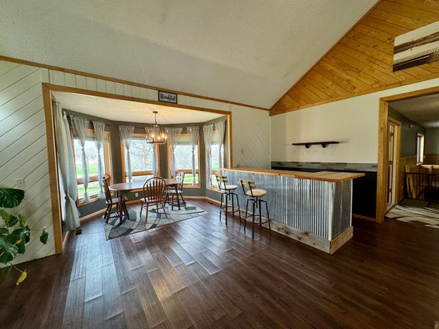 2866 12th Street NW, Baudette, MN 56623