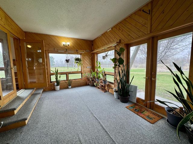 2866 12th Street NW, Baudette, MN 56623