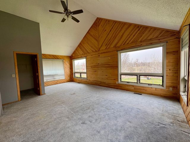 2866 12th Street NW, Baudette, MN 56623