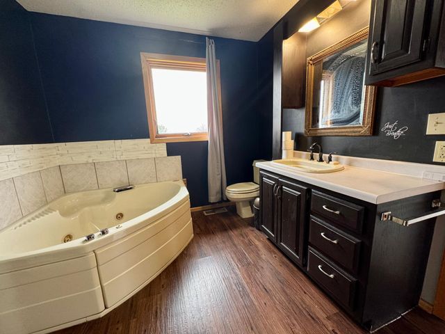 2866 12th Street NW, Baudette, MN 56623