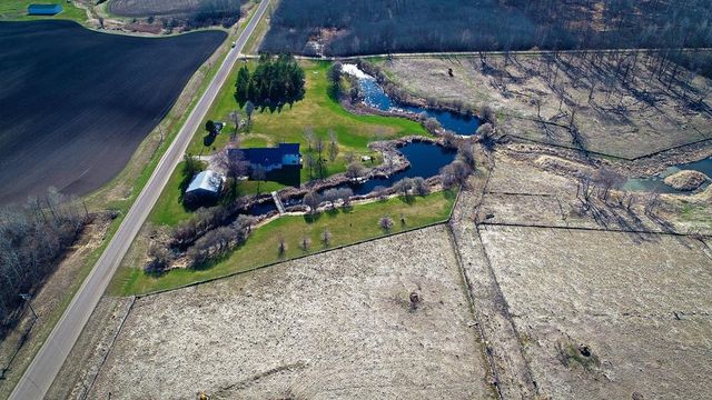 2866 12th Street NW, Baudette, MN 56623