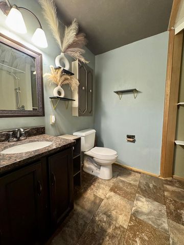 2866 12th Street NW, Baudette, MN 56623