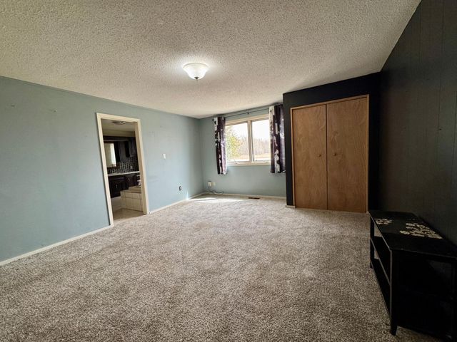 2866 12th Street NW, Baudette, MN 56623