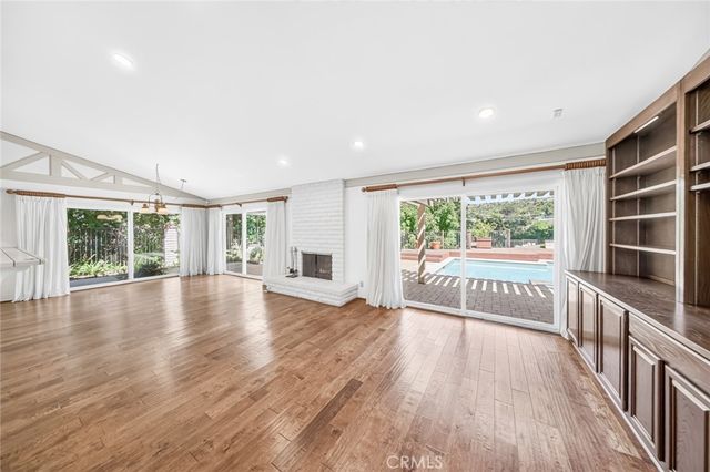 1526 S Fairway Knolls, West Covina, CA 91791
