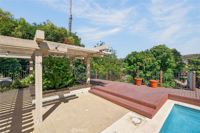 1526 S Fairway Knolls, West Covina, CA 91791