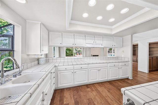 1526 S Fairway Knolls, West Covina, CA 91791