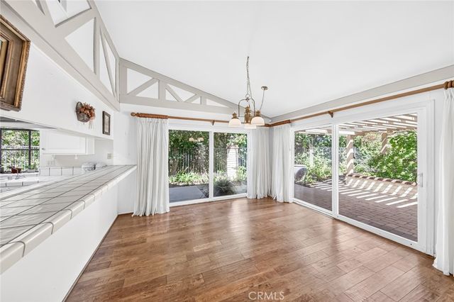 1526 S Fairway Knolls, West Covina, CA 91791