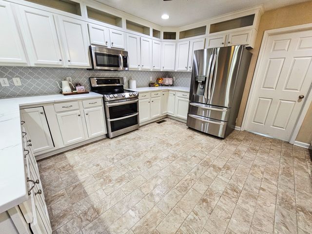 223 Rich Rd, Unionville, TN 37180