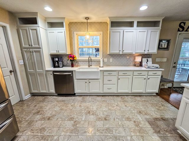 223 Rich Rd, Unionville, TN 37180