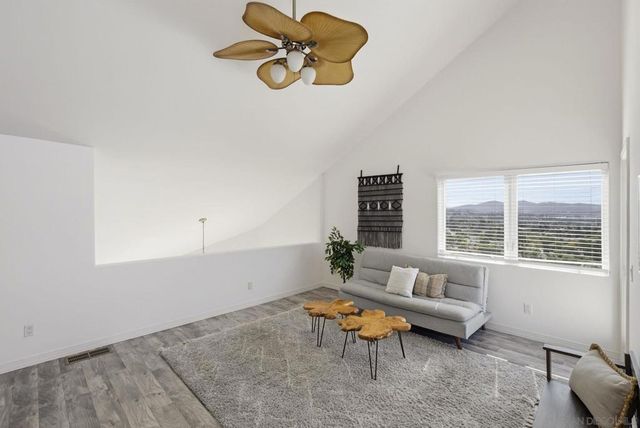 931 Sol Vista Glen, Escondido, CA 92025