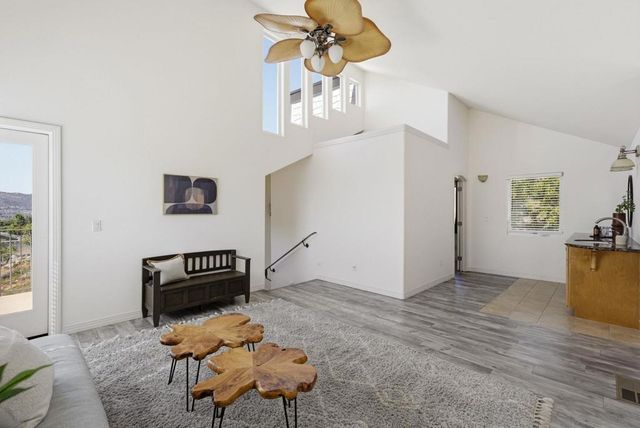 931 Sol Vista Glen, Escondido, CA 92025