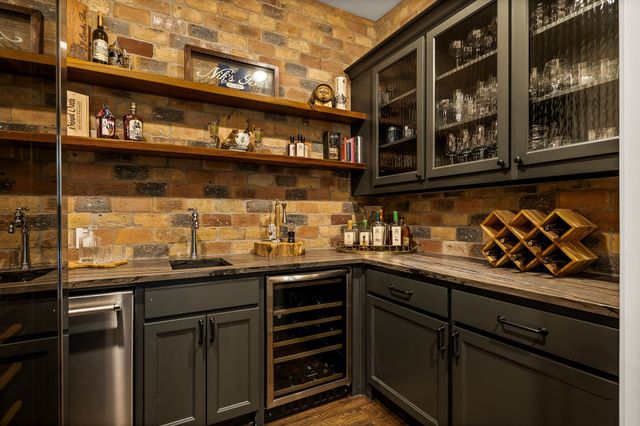 7008 Woodridge Drive, Flower Mound, TX 75022