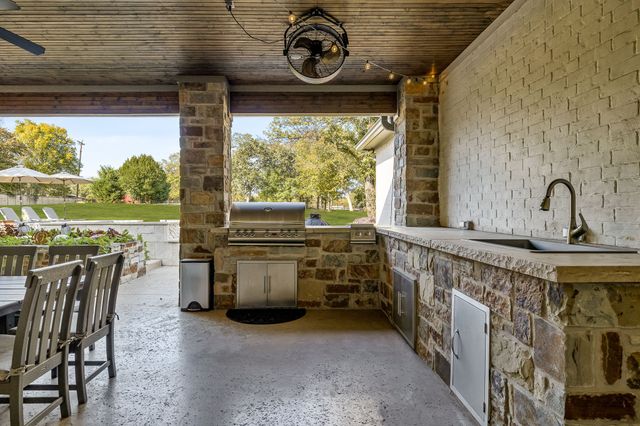 7008 Woodridge Drive, Flower Mound, TX 75022